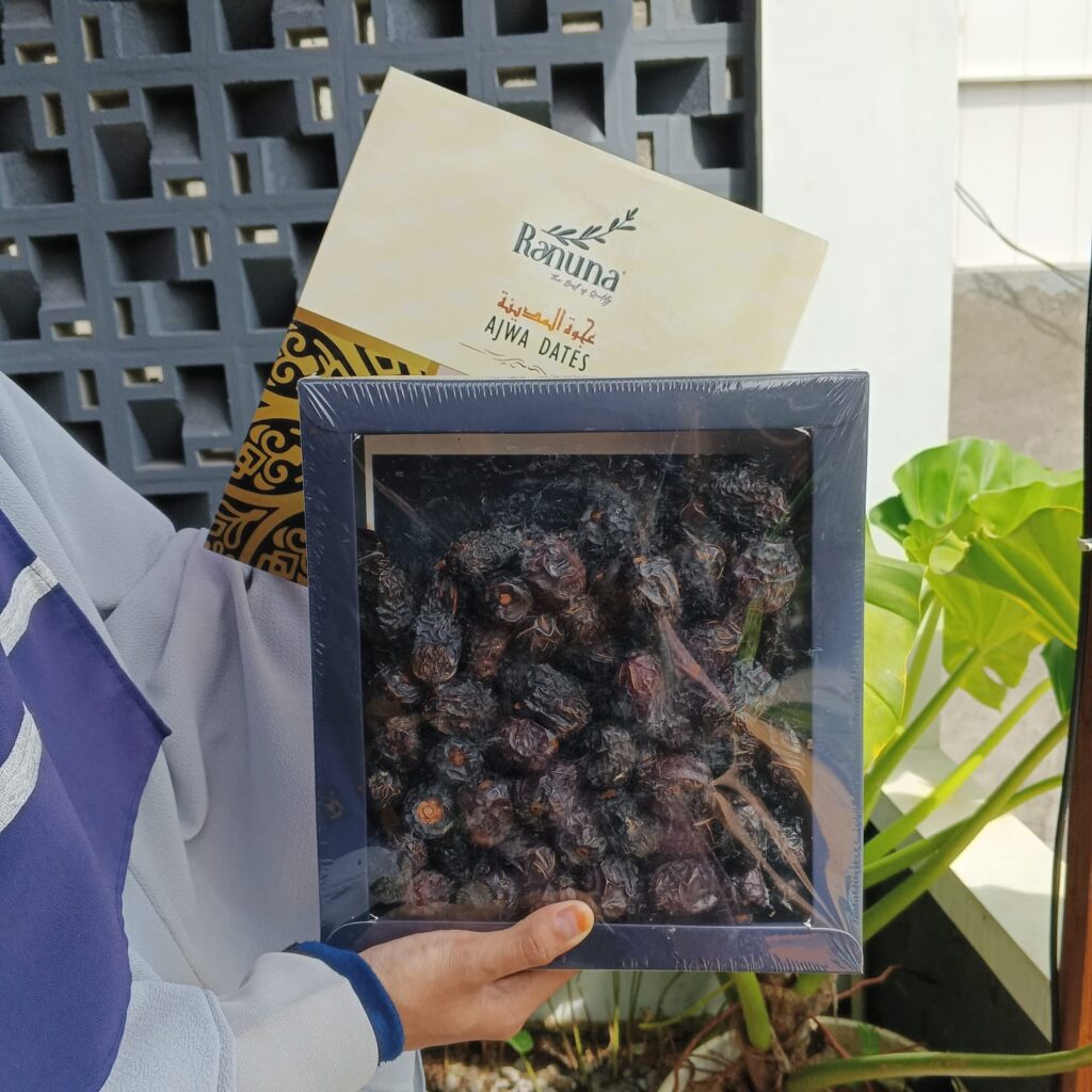 kurma khas madinah terbaik